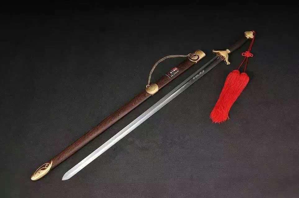 Chinese Tai Chi Sword Kung Fu  - Sports Equipment In Chinese recensione e prezzo