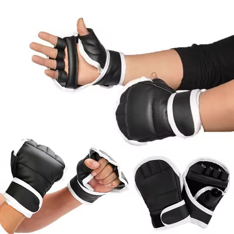 1 Pair of Black Half Finger Bo - Boxing Glove Set recensione e prezzo