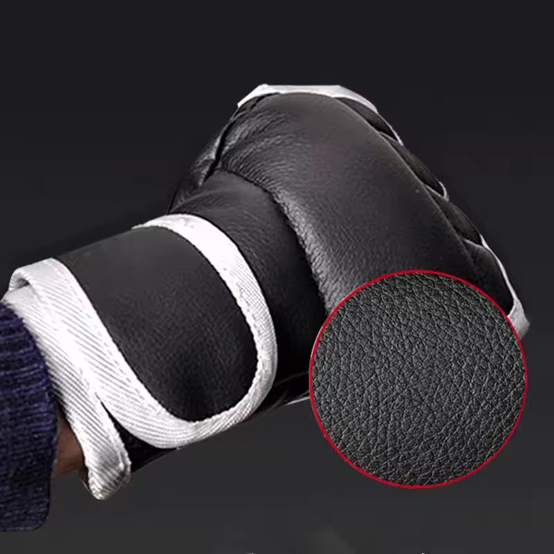 1 Pair of Black Half Finger Bo - Boxing Glove Set recensione e prezzo