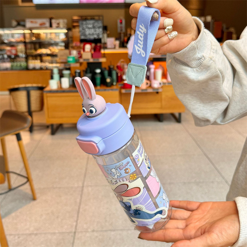 X&W For Disney Water Bottle St - Sports Equipment Stores recensione e prezzo