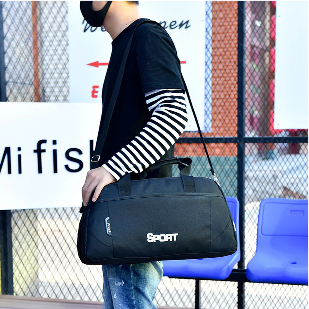 YIXIAO Outdoor Sports Bag Men  - Sports Equipment Stores recensione e prezzo